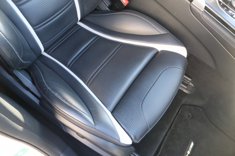 AMG GLC GLC63S 4MATIC+　ﾚｻﾞｰｴｸｽｸﾙｰｼﾌﾞPKG ｴｱﾊﾞﾗﾝｽPKG ﾚｰﾀﾞｰｾｰﾌﾃｨPKG ﾊﾟﾉﾗﾐｯｸSR 黒ﾅｯﾊﾟ革ｼｰﾄ ﾒﾓﾘｰ付ﾊﾟﾜｰｼｰﾄ ｼｰﾄﾋｰﾀｰ ｷｰﾚｽGO 純正ﾅﾋﾞ地ﾃﾞｼﾞ 360度ｶﾒﾗｼｽﾃﾑ PTS Burmester HUD 電動Rｹﾞｰﾄ LEDﾍｯﾄﾞﾗｲﾄ AMG21ｲﾝﾁAW　2年保証