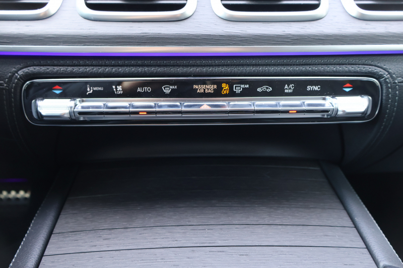 メルセデスベンツ GLS GLS580 4MATIC ｽﾎﾟｰﾂ(ISG搭載ﾓﾃﾞﾙ)　AMGﾗｲﾝ ﾚｰﾀﾞｰｾｰﾌﾃｨPKG ｴﾅｼﾞｬｲｼﾞﾝｸﾞPKG ﾊﾟﾉﾗﾏSR 黒革 ｼｰﾄﾋｰﾀｰ ﾍﾞﾝﾁﾚｰﾀｰ ｽﾃｱﾘﾝｸﾞﾋｰﾀｰ 純正12.3ｲﾝﾁﾅﾋﾞTV MBUX 360°ｶﾒﾗ Burmester 温冷機能付ｶｯﾌﾟﾎﾙﾀﾞｰ HUD LEDﾗｲﾄ AMG21ｲﾝﾁAW　2年保証