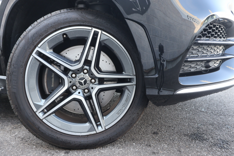 メルセデスベンツ GLS GLS580 4MATIC ｽﾎﾟｰﾂ(ISG搭載ﾓﾃﾞﾙ)　AMGﾗｲﾝ ﾚｰﾀﾞｰｾｰﾌﾃｨPKG ｴﾅｼﾞｬｲｼﾞﾝｸﾞPKG ﾊﾟﾉﾗﾏSR 黒革 ｼｰﾄﾋｰﾀｰ ﾍﾞﾝﾁﾚｰﾀｰ ｽﾃｱﾘﾝｸﾞﾋｰﾀｰ 純正12.3ｲﾝﾁﾅﾋﾞTV MBUX 360°ｶﾒﾗ Burmester 温冷機能付ｶｯﾌﾟﾎﾙﾀﾞｰ HUD LEDﾗｲﾄ AMG21ｲﾝﾁAW　2年保証