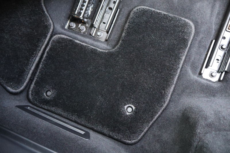 メルセデスベンツ GLS GLS580 4MATIC ｽﾎﾟｰﾂ(ISG搭載ﾓﾃﾞﾙ)　AMGﾗｲﾝ ﾚｰﾀﾞｰｾｰﾌﾃｨPKG ｴﾅｼﾞｬｲｼﾞﾝｸﾞPKG ﾊﾟﾉﾗﾏSR 黒革 ｼｰﾄﾋｰﾀｰ ﾍﾞﾝﾁﾚｰﾀｰ ｽﾃｱﾘﾝｸﾞﾋｰﾀｰ 純正12.3ｲﾝﾁﾅﾋﾞTV MBUX 360°ｶﾒﾗ Burmester 温冷機能付ｶｯﾌﾟﾎﾙﾀﾞｰ HUD LEDﾗｲﾄ AMG21ｲﾝﾁAW　2年保証