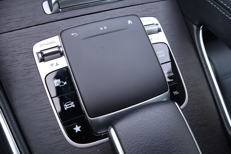 メルセデスベンツ GLS GLS580 4MATIC ｽﾎﾟｰﾂ(ISG搭載ﾓﾃﾞﾙ)　AMGﾗｲﾝ ﾚｰﾀﾞｰｾｰﾌﾃｨPKG ｴﾅｼﾞｬｲｼﾞﾝｸﾞPKG ﾊﾟﾉﾗﾏSR 黒革 ｼｰﾄﾋｰﾀｰ ﾍﾞﾝﾁﾚｰﾀｰ ｽﾃｱﾘﾝｸﾞﾋｰﾀｰ 純正12.3ｲﾝﾁﾅﾋﾞTV MBUX 360°ｶﾒﾗ Burmester 温冷機能付ｶｯﾌﾟﾎﾙﾀﾞｰ HUD LEDﾗｲﾄ AMG21ｲﾝﾁAW　2年保証