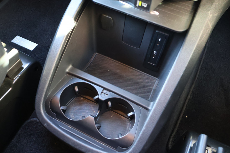 メルセデスベンツ Vクラス V220d ﾏﾙｺﾎﾟｰﾛﾎﾗｲｿﾞﾝ ﾚｰﾀﾞｰｾｰﾌﾃｨPKG　ﾎﾟｯﾌﾟｱｯﾌﾟﾙｰﾌ 最大5名就寝可能 回転式ｼｰﾄ 黒革 ｼｰﾄﾋｰﾀｰ ﾍﾞﾝﾁﾚｰﾀｰ MBUX 純正10.25ｲﾝﾁﾅﾋﾞ地ﾃﾞｼﾞ 360°ｶﾒﾗ 電動ﾃﾞｭｱﾙｽﾗｲﾄﾞﾄﾞｱ 電動Rｹﾞｰﾄ LEDﾍｯﾄﾞﾗｲﾄ 純正18ｲﾝﾁAW　新車保証