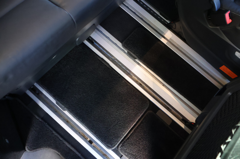 メルセデスベンツ Vクラス V220d ﾏﾙｺﾎﾟｰﾛﾎﾗｲｿﾞﾝ ﾚｰﾀﾞｰｾｰﾌﾃｨPKG　ﾎﾟｯﾌﾟｱｯﾌﾟﾙｰﾌ 最大5名就寝可能 回転式ｼｰﾄ 黒革 ｼｰﾄﾋｰﾀｰ ﾍﾞﾝﾁﾚｰﾀｰ MBUX 純正10.25ｲﾝﾁﾅﾋﾞ地ﾃﾞｼﾞ 360°ｶﾒﾗ 電動ﾃﾞｭｱﾙｽﾗｲﾄﾞﾄﾞｱ 電動Rｹﾞｰﾄ LEDﾍｯﾄﾞﾗｲﾄ 純正18ｲﾝﾁAW　新車保証