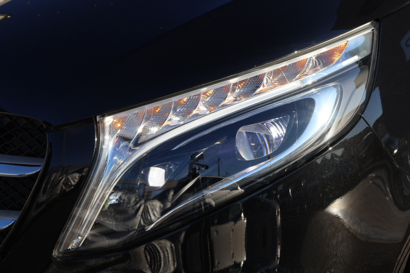 メルセデスベンツ Vクラス V220d ﾏﾙｺﾎﾟｰﾛﾎﾗｲｿﾞﾝ ﾚｰﾀﾞｰｾｰﾌﾃｨPKG　ﾎﾟｯﾌﾟｱｯﾌﾟﾙｰﾌ 最大5名就寝可能 回転式ｼｰﾄ 黒革 ｼｰﾄﾋｰﾀｰ ﾍﾞﾝﾁﾚｰﾀｰ MBUX 純正10.25ｲﾝﾁﾅﾋﾞ地ﾃﾞｼﾞ 360°ｶﾒﾗ 電動ﾃﾞｭｱﾙｽﾗｲﾄﾞﾄﾞｱ 電動Rｹﾞｰﾄ LEDﾍｯﾄﾞﾗｲﾄ 純正18ｲﾝﾁAW　新車保証