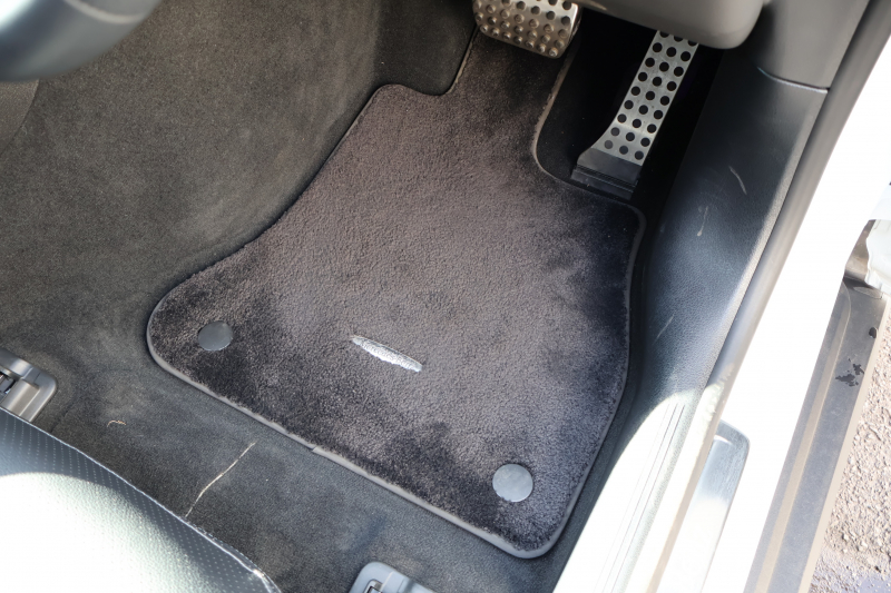 メルセデスベンツ GLC GLC220d 4MATIC (ISG搭載ﾓﾃﾞﾙ)　現行型 AMGﾗｲﾝPKG ﾚｰﾀﾞｰｾｰﾌﾃｨPKG 1ｵｰﾅｰ ﾊﾟﾉﾗﾏSR 黒革 ｼｰﾄﾋｰﾀｰ MBUX ARﾅﾋﾞ地ﾃﾞｼﾞ 360度ｶﾒﾗ AppleCarPlay AndroidAuto ﾜｲﾔﾚｽﾁｬｰｼﾞﾝｸﾞ 電動Rｹﾞｰﾄ ﾌｯﾄﾄﾗﾝｸOP AMG20ｲﾝﾁAW　新車保証