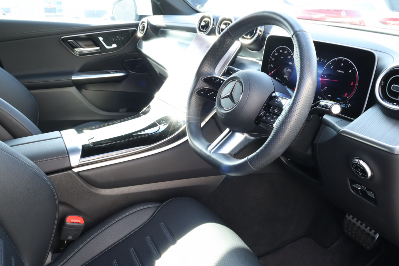 メルセデスベンツ GLC GLC220d 4MATIC (ISG搭載ﾓﾃﾞﾙ)　現行型 AMGﾗｲﾝPKG ﾚｰﾀﾞｰｾｰﾌﾃｨPKG 1ｵｰﾅｰ ﾊﾟﾉﾗﾏSR 黒革 ｼｰﾄﾋｰﾀｰ MBUX ARﾅﾋﾞ地ﾃﾞｼﾞ 360度ｶﾒﾗ AppleCarPlay AndroidAuto ﾜｲﾔﾚｽﾁｬｰｼﾞﾝｸﾞ 電動Rｹﾞｰﾄ ﾌｯﾄﾄﾗﾝｸOP AMG20ｲﾝﾁAW　新車保証