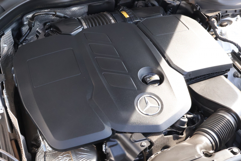 メルセデスベンツ GLC GLC220d 4MATIC (ISG搭載ﾓﾃﾞﾙ)　現行型 AMGﾗｲﾝPKG ﾚｰﾀﾞｰｾｰﾌﾃｨPKG 1ｵｰﾅｰ ﾊﾟﾉﾗﾏSR 黒革 ｼｰﾄﾋｰﾀｰ MBUX ARﾅﾋﾞ地ﾃﾞｼﾞ 360度ｶﾒﾗ AppleCarPlay AndroidAuto ﾜｲﾔﾚｽﾁｬｰｼﾞﾝｸﾞ 電動Rｹﾞｰﾄ ﾌｯﾄﾄﾗﾝｸOP AMG20ｲﾝﾁAW　新車保証