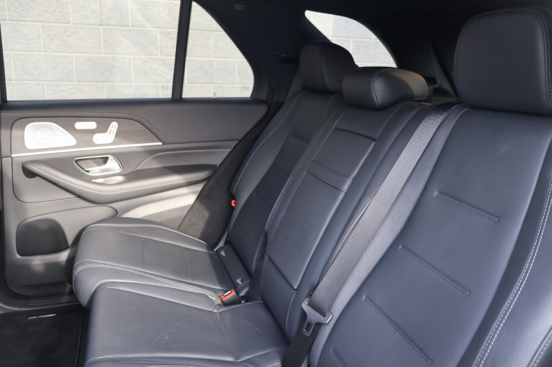 メルセデスベンツ GLE GLE400d 4MATIC ｽﾎﾟｰﾂ　ﾚｻﾞｰｴｸｽｸﾙｰｼﾌﾞPKG ﾚｰﾀﾞｰｾｰﾌﾃｨPKG ｴﾅｼﾞｬｲｼﾞﾝｸﾞPKG ﾊﾟﾉﾗﾏSR 黒ﾅｯﾊﾟ革 ｼｰﾄﾋｰﾀｰ ﾍﾞﾝﾁﾚｰﾀｰ 純正12.3ｲﾝﾁﾅﾋﾞTV MBUX 360°ｶﾒﾗ Burmester 温冷機能付ｶｯﾌﾟﾎﾙﾀﾞｰ HUD LEDﾗｲﾄ AMG20ｲﾝﾁAW　2年保証