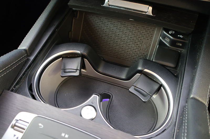 メルセデスベンツ GLE GLE400d 4MATIC ｽﾎﾟｰﾂ　ﾚｻﾞｰｴｸｽｸﾙｰｼﾌﾞPKG ﾚｰﾀﾞｰｾｰﾌﾃｨPKG ｴﾅｼﾞｬｲｼﾞﾝｸﾞPKG ﾊﾟﾉﾗﾏSR 黒ﾅｯﾊﾟ革 ｼｰﾄﾋｰﾀｰ ﾍﾞﾝﾁﾚｰﾀｰ 純正12.3ｲﾝﾁﾅﾋﾞTV MBUX 360°ｶﾒﾗ Burmester 温冷機能付ｶｯﾌﾟﾎﾙﾀﾞｰ HUD LEDﾗｲﾄ AMG20ｲﾝﾁAW　2年保証