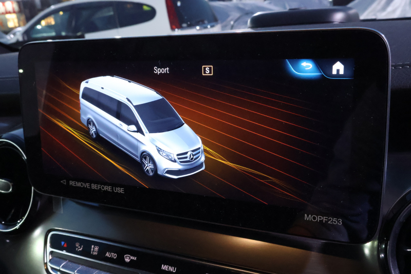 メルセデスベンツ Vクラス V220d ｴｸｽｸﾙｰｼﾌﾞ ﾛﾝｸﾞ ﾌﾟﾗﾁﾅｽｲｰﾄ　後期型 ﾚｰﾀﾞｰｾｰﾌﾃｨPKG AMGﾗｲﾝ ﾊﾟﾉﾗﾏSR 黒革 ｼｰﾄﾋｰﾀ ﾍﾞﾝﾁﾚｰﾀ 2列目ｴｸｽｸﾙｰｼﾌﾞｼｰﾄ MBUX 純正10.25ｲﾝﾁﾅﾋﾞ地ﾃﾞｼﾞ 360度ｶﾒﾗ 冷蔵庫付ｾﾝﾀｰｺﾝｿｰﾙ ﾃﾞｼﾞﾀﾙﾐﾗｰ Rﾓﾆﾀｰ AMG19ｲﾝﾁAW　新車保証