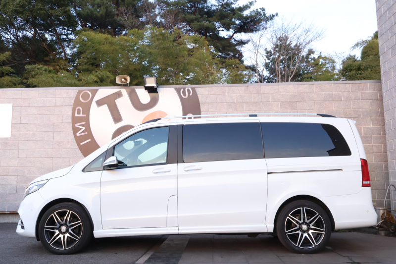 メルセデスベンツ Vクラス V220d ｴｸｽｸﾙｰｼﾌﾞ ﾛﾝｸﾞ ﾌﾟﾗﾁﾅｽｲｰﾄ　後期型 ﾚｰﾀﾞｰｾｰﾌﾃｨPKG AMGﾗｲﾝ ﾊﾟﾉﾗﾏSR 黒革 ｼｰﾄﾋｰﾀ ﾍﾞﾝﾁﾚｰﾀ 2列目ｴｸｽｸﾙｰｼﾌﾞｼｰﾄ MBUX 純正10.25ｲﾝﾁﾅﾋﾞ地ﾃﾞｼﾞ 360度ｶﾒﾗ 冷蔵庫付ｾﾝﾀｰｺﾝｿｰﾙ ﾃﾞｼﾞﾀﾙﾐﾗｰ Rﾓﾆﾀｰ AMG19ｲﾝﾁAW　新車保証