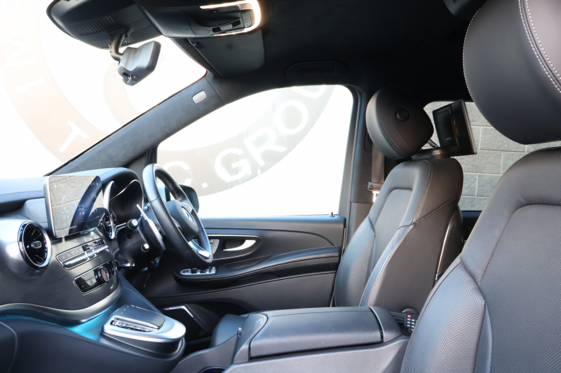 メルセデスベンツ Vクラス V220d ｴｸｽｸﾙｰｼﾌﾞ ﾛﾝｸﾞ ﾌﾟﾗﾁﾅｽｲｰﾄ　後期型 ﾚｰﾀﾞｰｾｰﾌﾃｨPKG AMGﾗｲﾝ ﾊﾟﾉﾗﾏSR 黒革 ｼｰﾄﾋｰﾀ ﾍﾞﾝﾁﾚｰﾀ 2列目ｴｸｽｸﾙｰｼﾌﾞｼｰﾄ MBUX 純正10.25ｲﾝﾁﾅﾋﾞ地ﾃﾞｼﾞ 360度ｶﾒﾗ 冷蔵庫付ｾﾝﾀｰｺﾝｿｰﾙ ﾃﾞｼﾞﾀﾙﾐﾗｰ Rﾓﾆﾀｰ AMG19ｲﾝﾁAW　新車保証