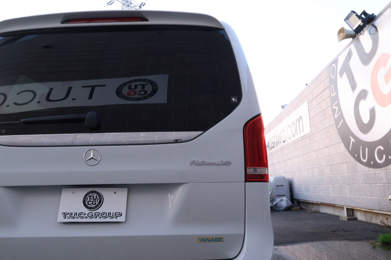 メルセデスベンツ Vクラス V220d ｴｸｽｸﾙｰｼﾌﾞ ﾛﾝｸﾞ ﾌﾟﾗﾁﾅｽｲｰﾄ　後期型 ﾚｰﾀﾞｰｾｰﾌﾃｨPKG AMGﾗｲﾝ ﾊﾟﾉﾗﾏSR 黒革 ｼｰﾄﾋｰﾀ ﾍﾞﾝﾁﾚｰﾀ 2列目ｴｸｽｸﾙｰｼﾌﾞｼｰﾄ MBUX 純正10.25ｲﾝﾁﾅﾋﾞ地ﾃﾞｼﾞ 360度ｶﾒﾗ 冷蔵庫付ｾﾝﾀｰｺﾝｿｰﾙ ﾃﾞｼﾞﾀﾙﾐﾗｰ Rﾓﾆﾀｰ AMG19ｲﾝﾁAW　新車保証