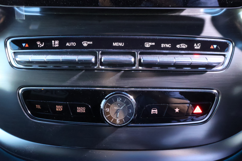 メルセデスベンツ Vクラス V220d ｴｸｽｸﾙｰｼﾌﾞ ﾛﾝｸﾞ ﾌﾟﾗﾁﾅｽｲｰﾄ　後期型 ﾚｰﾀﾞｰｾｰﾌﾃｨPKG AMGﾗｲﾝ ﾊﾟﾉﾗﾏSR 黒革 ｼｰﾄﾋｰﾀ ﾍﾞﾝﾁﾚｰﾀ 2列目ｴｸｽｸﾙｰｼﾌﾞｼｰﾄ MBUX 純正10.25ｲﾝﾁﾅﾋﾞ地ﾃﾞｼﾞ 360度ｶﾒﾗ 冷蔵庫付ｾﾝﾀｰｺﾝｿｰﾙ ﾃﾞｼﾞﾀﾙﾐﾗｰ Rﾓﾆﾀｰ AMG19ｲﾝﾁAW　新車保証