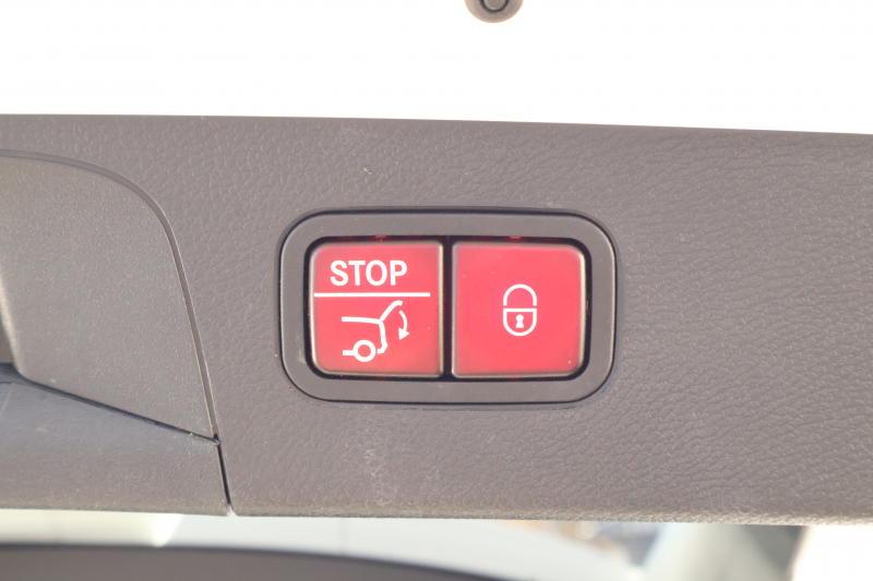 メルセデスベンツ GLC GLC220d 4MATIC AMGﾗｲﾝ　後期型 ﾚｻﾞｰｴｸｽｸﾙｰｼﾌﾞPKG ﾚｰﾀﾞｰｾｰﾌﾃｨPKG ｴｱﾊﾞﾗﾝｽPKG 1ｵｰﾅｰ ﾊﾟﾉﾗﾏSR 黒革ｼｰﾄ ｼｰﾄﾋｰﾀ ﾍﾞﾝﾁﾚｰﾀ MBUX 純正10.25ｲﾝﾁﾅﾋﾞ地ﾃﾞｼﾞ ｺｯｸﾋﾟｯﾄDisp 360°ｶﾒﾗ PTS 電動Rｹﾞｰﾄ HUD AMG19ｲﾝﾁAW　新車保証