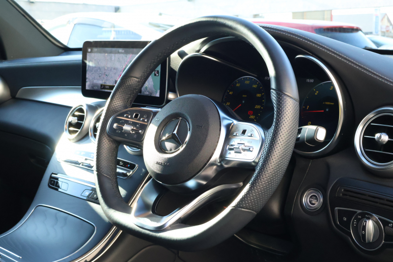 メルセデスベンツ GLC GLC220d 4MATIC AMGﾗｲﾝ　後期型 ﾚｻﾞｰｴｸｽｸﾙｰｼﾌﾞPKG ﾚｰﾀﾞｰｾｰﾌﾃｨPKG ｴｱﾊﾞﾗﾝｽPKG 1ｵｰﾅｰ ﾊﾟﾉﾗﾏSR 黒革ｼｰﾄ ｼｰﾄﾋｰﾀ ﾍﾞﾝﾁﾚｰﾀ MBUX 純正10.25ｲﾝﾁﾅﾋﾞ地ﾃﾞｼﾞ ｺｯｸﾋﾟｯﾄDisp 360°ｶﾒﾗ PTS 電動Rｹﾞｰﾄ HUD AMG19ｲﾝﾁAW　新車保証