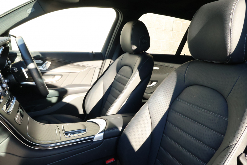 メルセデスベンツ GLC GLC220d 4MATIC AMGﾗｲﾝ　後期型 ﾚｻﾞｰｴｸｽｸﾙｰｼﾌﾞPKG ﾚｰﾀﾞｰｾｰﾌﾃｨPKG ｴｱﾊﾞﾗﾝｽPKG 1ｵｰﾅｰ ﾊﾟﾉﾗﾏSR 黒革ｼｰﾄ ｼｰﾄﾋｰﾀ ﾍﾞﾝﾁﾚｰﾀ MBUX 純正10.25ｲﾝﾁﾅﾋﾞ地ﾃﾞｼﾞ ｺｯｸﾋﾟｯﾄDisp 360°ｶﾒﾗ PTS 電動Rｹﾞｰﾄ HUD AMG19ｲﾝﾁAW　新車保証