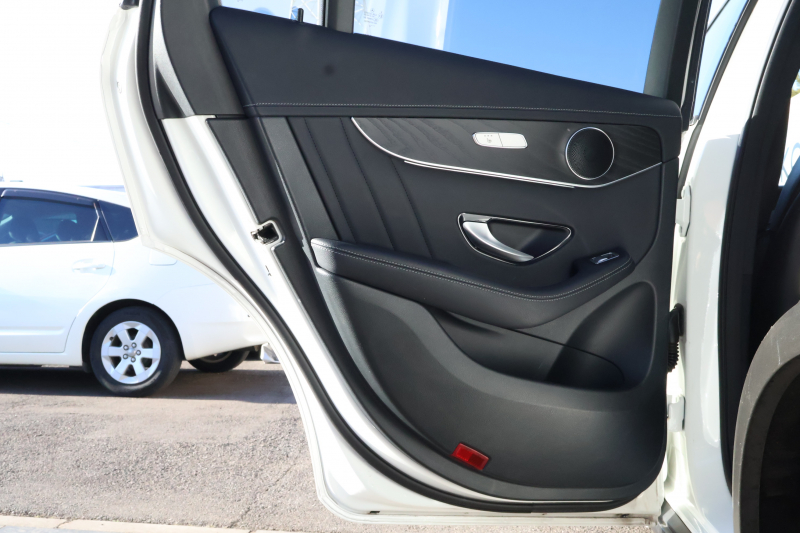 メルセデスベンツ GLC GLC220d 4MATIC AMGﾗｲﾝ　後期型 ﾚｻﾞｰｴｸｽｸﾙｰｼﾌﾞPKG ﾚｰﾀﾞｰｾｰﾌﾃｨPKG ｴｱﾊﾞﾗﾝｽPKG 1ｵｰﾅｰ ﾊﾟﾉﾗﾏSR 黒革ｼｰﾄ ｼｰﾄﾋｰﾀ ﾍﾞﾝﾁﾚｰﾀ MBUX 純正10.25ｲﾝﾁﾅﾋﾞ地ﾃﾞｼﾞ ｺｯｸﾋﾟｯﾄDisp 360°ｶﾒﾗ PTS 電動Rｹﾞｰﾄ HUD AMG19ｲﾝﾁAW　新車保証