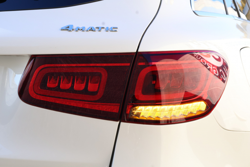 メルセデスベンツ GLC GLC220d 4MATIC AMGﾗｲﾝ　後期型 ﾚｻﾞｰｴｸｽｸﾙｰｼﾌﾞPKG ﾚｰﾀﾞｰｾｰﾌﾃｨPKG ｴｱﾊﾞﾗﾝｽPKG 1ｵｰﾅｰ ﾊﾟﾉﾗﾏSR 黒革ｼｰﾄ ｼｰﾄﾋｰﾀ ﾍﾞﾝﾁﾚｰﾀ MBUX 純正10.25ｲﾝﾁﾅﾋﾞ地ﾃﾞｼﾞ ｺｯｸﾋﾟｯﾄDisp 360°ｶﾒﾗ PTS 電動Rｹﾞｰﾄ HUD AMG19ｲﾝﾁAW　新車保証