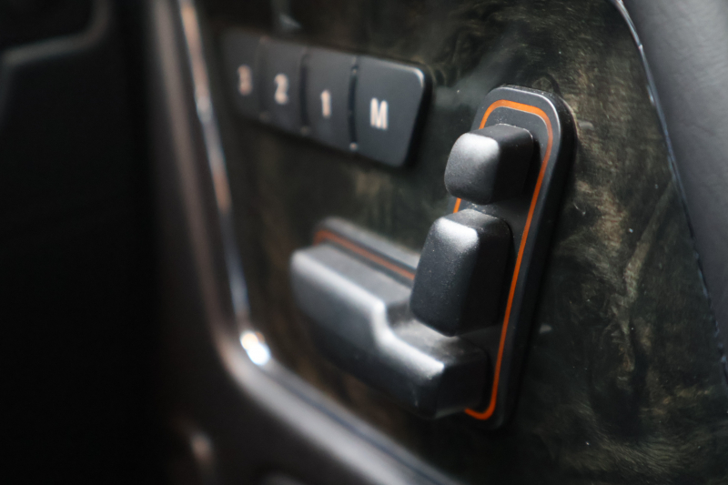 メルセデスベンツ Gクラス G350d　後期型 ﾗｸﾞｼﾞｭｱﾘｰPKG ｴｸｽﾃﾘｱｽﾃﾝﾚｽPKG ｸﾛｰﾑPKG ﾃﾞｨｽﾄﾛﾆｯｸ&BSM 7AT SR 黒革ｼｰﾄ ﾒﾓﾘｰ付Pｼｰﾄ 全席ﾋｰﾀｰ 純正ﾅﾋﾞ地ﾃﾞｼﾞ S&Bｶﾒﾗ harman/kardon LOGIC7ｻﾗｳﾝﾄﾞ PTS ｷｾﾉﾝ 純正18ｲﾝﾁAW　2年保証