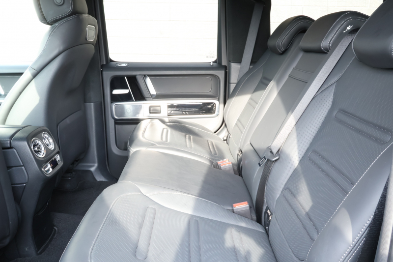 メルセデスベンツ Gクラス G400d AMGﾗｲﾝ　左H ﾗｸﾞｼﾞｭｱﾘｰPKG ﾚｰﾀﾞｰｾｰﾌﾃｨPKG 1ｵｰﾅｰ SR ﾅｯﾊﾟ黒革ｼｰﾄ ﾒﾓﾘｰ付Pｼｰﾄ 全席ﾋｰﾀｰ 純正12.3ｲﾝﾁﾜｲﾄﾞﾅﾋﾞ地ﾃﾞｼﾞ Burmester 360°ｶﾒﾗ appleCarplay AndroidAuto PTS LEDﾗｲﾄ ｱﾀﾞﾌﾟﾃｨﾌﾞﾀﾞﾝﾋﾟﾝｸﾞ AMG20ｲﾝﾁAW　新車保証