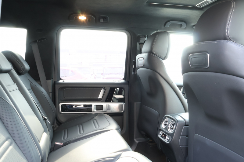 メルセデスベンツ Gクラス G400d AMGﾗｲﾝ　左H ﾗｸﾞｼﾞｭｱﾘｰPKG ﾚｰﾀﾞｰｾｰﾌﾃｨPKG 1ｵｰﾅｰ SR ﾅｯﾊﾟ黒革ｼｰﾄ ﾒﾓﾘｰ付Pｼｰﾄ 全席ﾋｰﾀｰ 純正12.3ｲﾝﾁﾜｲﾄﾞﾅﾋﾞ地ﾃﾞｼﾞ Burmester 360°ｶﾒﾗ appleCarplay AndroidAuto PTS LEDﾗｲﾄ ｱﾀﾞﾌﾟﾃｨﾌﾞﾀﾞﾝﾋﾟﾝｸﾞ AMG20ｲﾝﾁAW　新車保証