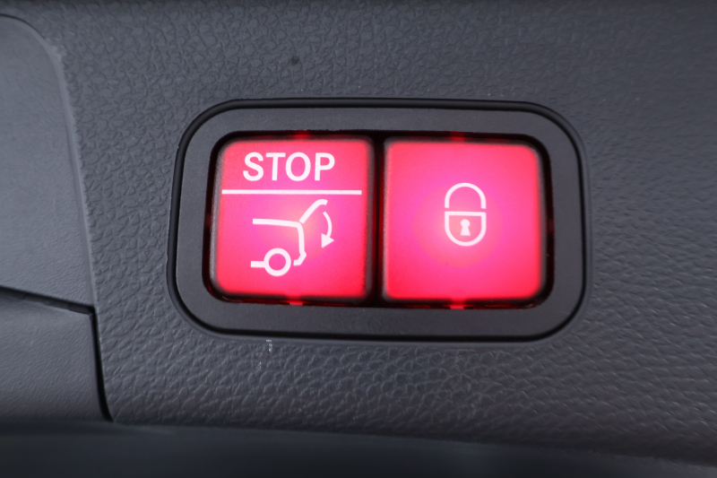 メルセデスベンツ Cクラス C180 ｽﾃｰｼｮﾝﾜｺﾞﾝ ﾛｰﾚｳｽｴﾃﾞｨｼｮﾝ　特別仕様車 AMGｽﾀｲﾘﾝｸﾞPKG ﾚｰﾀﾞｰｾｰﾌﾃｨPKG 黒革 ﾒﾓﾘｰ付ﾊﾟﾜｰｼｰﾄ ｼｰﾄﾋｰﾀｰ ｷｰﾚｽGO 純正ﾅﾋﾞ地ﾃﾞｼﾞ Bﾓﾆﾀｰ 電動Rｹﾞｰﾄ LEDﾍｯﾄﾞ ECOｽﾄｯﾌﾟ AMG18ｲﾝﾁAW　2年保証