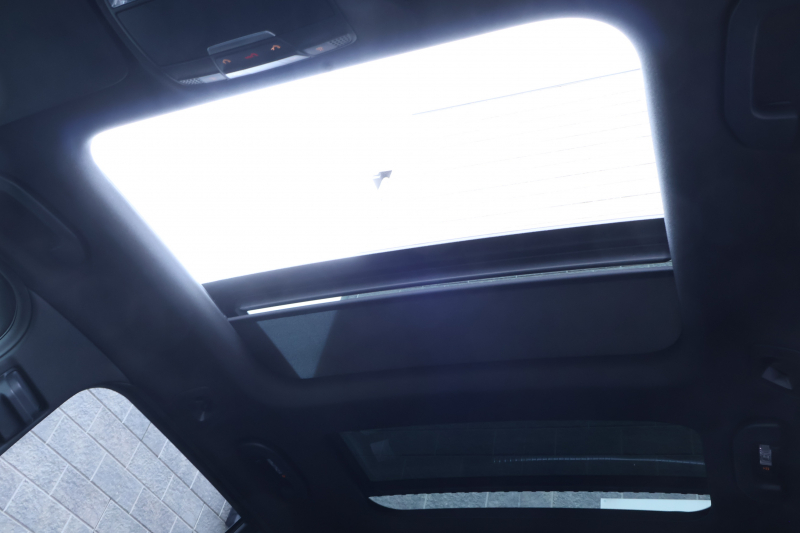 メルセデスベンツ Cクラス C180 ｽﾃｰｼｮﾝﾜｺﾞﾝ ﾛｰﾚｳｽｴﾃﾞｨｼｮﾝ　特別仕様車 AMGｽﾀｲﾘﾝｸﾞPKG ﾚｰﾀﾞｰｾｰﾌﾃｨPKG 黒革 ﾒﾓﾘｰ付ﾊﾟﾜｰｼｰﾄ ｼｰﾄﾋｰﾀｰ ｷｰﾚｽGO 純正ﾅﾋﾞ地ﾃﾞｼﾞ Bﾓﾆﾀｰ 電動Rｹﾞｰﾄ LEDﾍｯﾄﾞ ECOｽﾄｯﾌﾟ AMG18ｲﾝﾁAW　2年保証