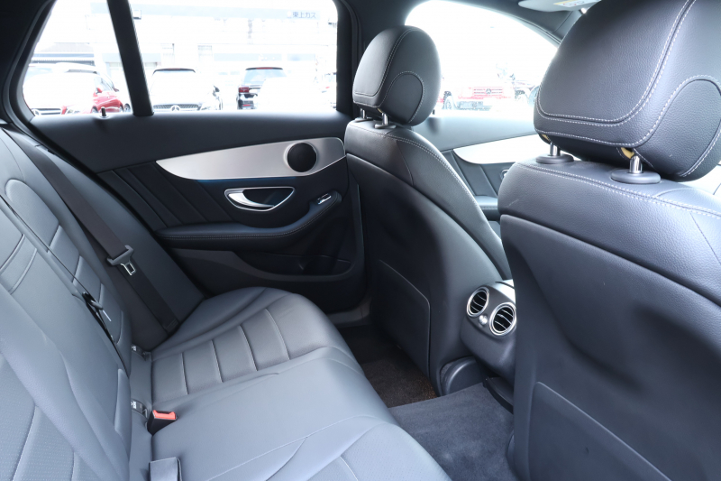 メルセデスベンツ Cクラス C180 ｽﾃｰｼｮﾝﾜｺﾞﾝ ﾛｰﾚｳｽｴﾃﾞｨｼｮﾝ　特別仕様車 AMGｽﾀｲﾘﾝｸﾞPKG ﾚｰﾀﾞｰｾｰﾌﾃｨPKG 黒革 ﾒﾓﾘｰ付ﾊﾟﾜｰｼｰﾄ ｼｰﾄﾋｰﾀｰ ｷｰﾚｽGO 純正ﾅﾋﾞ地ﾃﾞｼﾞ Bﾓﾆﾀｰ 電動Rｹﾞｰﾄ LEDﾍｯﾄﾞ ECOｽﾄｯﾌﾟ AMG18ｲﾝﾁAW　2年保証