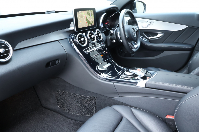 メルセデスベンツ Cクラス C180 ｽﾃｰｼｮﾝﾜｺﾞﾝ ﾛｰﾚｳｽｴﾃﾞｨｼｮﾝ　特別仕様車 AMGｽﾀｲﾘﾝｸﾞPKG ﾚｰﾀﾞｰｾｰﾌﾃｨPKG 黒革 ﾒﾓﾘｰ付ﾊﾟﾜｰｼｰﾄ ｼｰﾄﾋｰﾀｰ ｷｰﾚｽGO 純正ﾅﾋﾞ地ﾃﾞｼﾞ Bﾓﾆﾀｰ 電動Rｹﾞｰﾄ LEDﾍｯﾄﾞ ECOｽﾄｯﾌﾟ AMG18ｲﾝﾁAW　2年保証