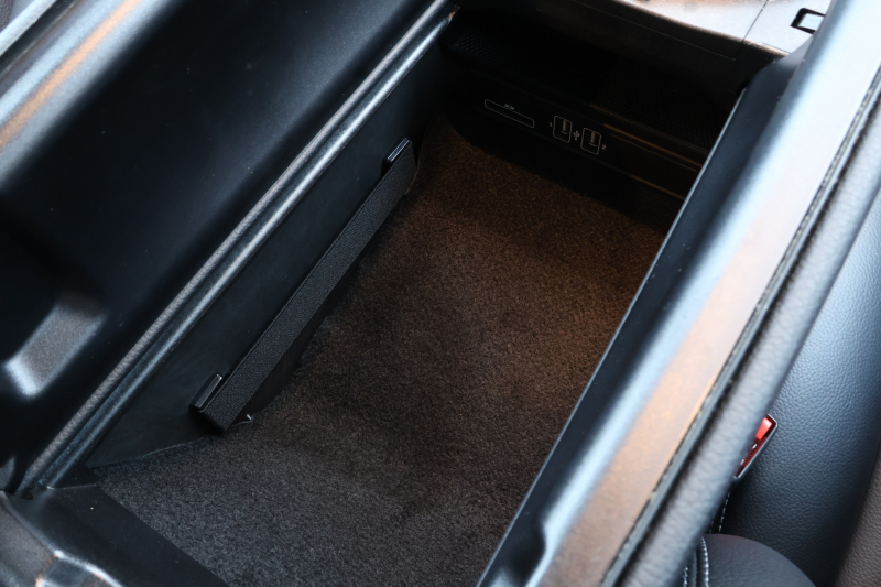 メルセデスベンツ Cクラス C180 ｽﾃｰｼｮﾝﾜｺﾞﾝ ﾛｰﾚｳｽｴﾃﾞｨｼｮﾝ　特別仕様車 AMGｽﾀｲﾘﾝｸﾞPKG ﾚｰﾀﾞｰｾｰﾌﾃｨPKG 黒革 ﾒﾓﾘｰ付ﾊﾟﾜｰｼｰﾄ ｼｰﾄﾋｰﾀｰ ｷｰﾚｽGO 純正ﾅﾋﾞ地ﾃﾞｼﾞ Bﾓﾆﾀｰ 電動Rｹﾞｰﾄ LEDﾍｯﾄﾞ ECOｽﾄｯﾌﾟ AMG18ｲﾝﾁAW　2年保証