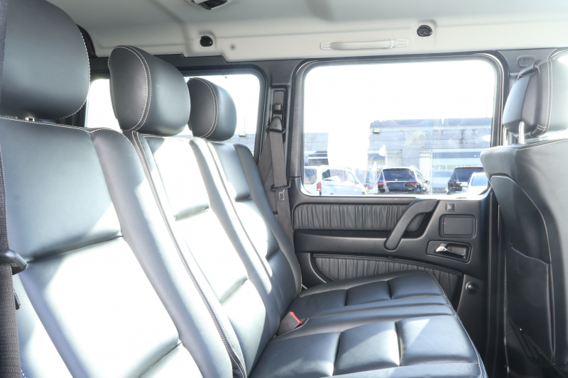 メルセデスベンツ Gクラス G550　後期型 ﾗｸﾞｼﾞｭｱﾘｰPKG AMGｶｰﾎﾞﾝﾌｧｲﾊﾞｰｲﾝﾃﾘｱﾄﾘﾑ ﾃﾞｨｽﾄﾛﾆｯｸ&BSM 7AT SR designo黒革ｼｰﾄ 全席ﾋｰﾀｰ 純正8ｲﾝﾁﾜｲﾄﾞﾅﾋﾞ地ﾃﾞｼﾞ harman/kardonｻﾗｳﾝﾄﾞ B&Sﾓﾆﾀｰ AppleCarPlay PTS ｷｾﾉﾝﾗｲﾄ AMG19ｲﾝﾁAW　2年保証