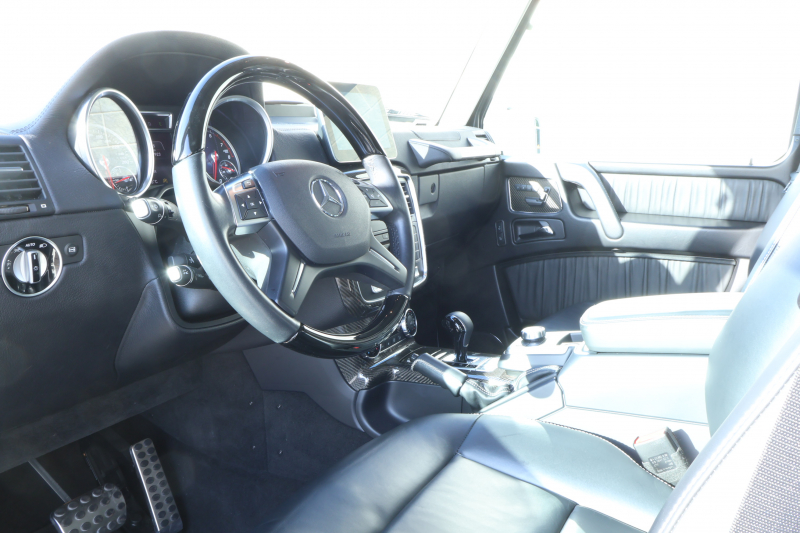 メルセデスベンツ Gクラス G550　後期型 ﾗｸﾞｼﾞｭｱﾘｰPKG AMGｶｰﾎﾞﾝﾌｧｲﾊﾞｰｲﾝﾃﾘｱﾄﾘﾑ ﾃﾞｨｽﾄﾛﾆｯｸ&BSM 7AT SR designo黒革ｼｰﾄ 全席ﾋｰﾀｰ 純正8ｲﾝﾁﾜｲﾄﾞﾅﾋﾞ地ﾃﾞｼﾞ harman/kardonｻﾗｳﾝﾄﾞ B&Sﾓﾆﾀｰ AppleCarPlay PTS ｷｾﾉﾝﾗｲﾄ AMG19ｲﾝﾁAW　2年保証