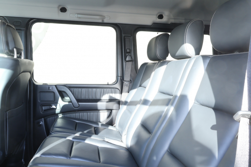 メルセデスベンツ Gクラス G550　後期型 ﾗｸﾞｼﾞｭｱﾘｰPKG AMGｶｰﾎﾞﾝﾌｧｲﾊﾞｰｲﾝﾃﾘｱﾄﾘﾑ ﾃﾞｨｽﾄﾛﾆｯｸ&BSM 7AT SR designo黒革ｼｰﾄ 全席ﾋｰﾀｰ 純正8ｲﾝﾁﾜｲﾄﾞﾅﾋﾞ地ﾃﾞｼﾞ harman/kardonｻﾗｳﾝﾄﾞ B&Sﾓﾆﾀｰ AppleCarPlay PTS ｷｾﾉﾝﾗｲﾄ AMG19ｲﾝﾁAW　2年保証