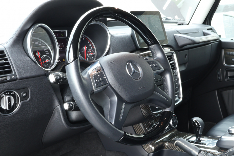 メルセデスベンツ Gクラス G550　後期型 ﾗｸﾞｼﾞｭｱﾘｰPKG AMGｶｰﾎﾞﾝﾌｧｲﾊﾞｰｲﾝﾃﾘｱﾄﾘﾑ ﾃﾞｨｽﾄﾛﾆｯｸ&BSM 7AT SR designo黒革ｼｰﾄ 全席ﾋｰﾀｰ 純正8ｲﾝﾁﾜｲﾄﾞﾅﾋﾞ地ﾃﾞｼﾞ harman/kardonｻﾗｳﾝﾄﾞ B&Sﾓﾆﾀｰ AppleCarPlay PTS ｷｾﾉﾝﾗｲﾄ AMG19ｲﾝﾁAW　2年保証