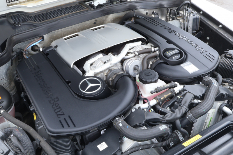 メルセデスベンツ Gクラス G550　後期型 ﾗｸﾞｼﾞｭｱﾘｰPKG AMGｶｰﾎﾞﾝﾌｧｲﾊﾞｰｲﾝﾃﾘｱﾄﾘﾑ ﾃﾞｨｽﾄﾛﾆｯｸ&BSM 7AT SR designo黒革ｼｰﾄ 全席ﾋｰﾀｰ 純正8ｲﾝﾁﾜｲﾄﾞﾅﾋﾞ地ﾃﾞｼﾞ harman/kardonｻﾗｳﾝﾄﾞ B&Sﾓﾆﾀｰ AppleCarPlay PTS ｷｾﾉﾝﾗｲﾄ AMG19ｲﾝﾁAW　2年保証