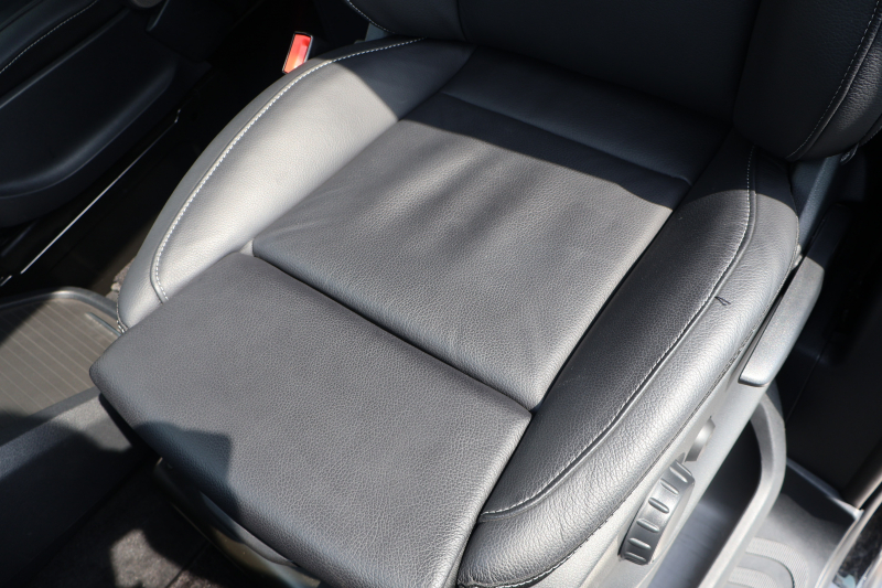 メルセデスベンツ Vクラス V220d ﾏﾙｺﾎﾟｰﾛﾎﾗｲｿﾞﾝ 　ﾚｰﾀﾞｰｾｰﾌﾃｨPKG 1ｵｰﾅｰ ﾎﾟｯﾌﾟｱｯﾌﾟﾙｰﾌ 最大5名就寝可能 回転式ｼｰﾄ 黒革 ｼｰﾄﾋｰﾀｰ ﾍﾞﾝﾁﾚｰﾀｰ MBUX 純正10.25ｲﾝﾁﾅﾋﾞ地ﾃﾞｼﾞ 360°ｶﾒﾗ 電動ﾃﾞｭｱﾙｽﾗｲﾄﾞﾄﾞｱ 電動Rｹﾞｰﾄ LEDﾍｯﾄﾞﾗｲﾄ 純正18ｲﾝﾁAW　新車保証