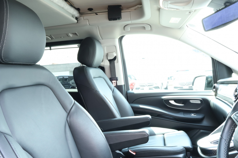 メルセデスベンツ Vクラス V220d ﾏﾙｺﾎﾟｰﾛﾎﾗｲｿﾞﾝ 　ﾚｰﾀﾞｰｾｰﾌﾃｨPKG 1ｵｰﾅｰ ﾎﾟｯﾌﾟｱｯﾌﾟﾙｰﾌ 最大5名就寝可能 回転式ｼｰﾄ 黒革 ｼｰﾄﾋｰﾀｰ ﾍﾞﾝﾁﾚｰﾀｰ MBUX 純正10.25ｲﾝﾁﾅﾋﾞ地ﾃﾞｼﾞ 360°ｶﾒﾗ 電動ﾃﾞｭｱﾙｽﾗｲﾄﾞﾄﾞｱ 電動Rｹﾞｰﾄ LEDﾍｯﾄﾞﾗｲﾄ 純正18ｲﾝﾁAW　新車保証