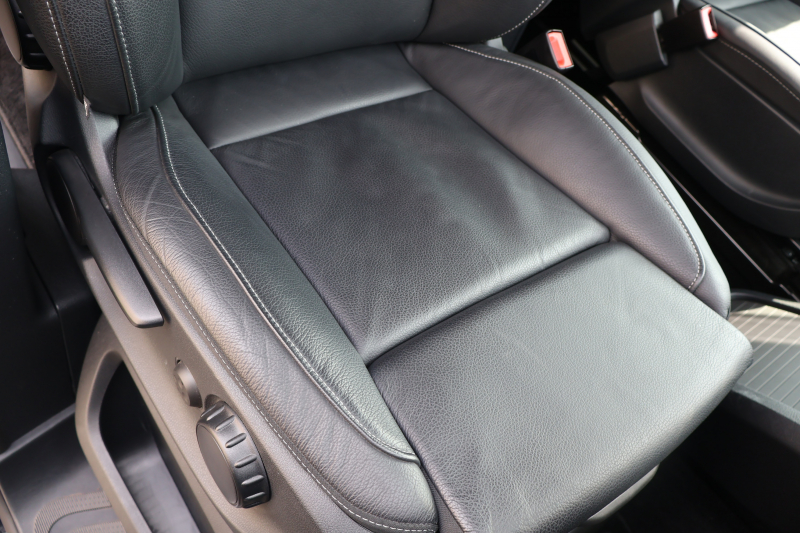 メルセデスベンツ Vクラス V220d ﾏﾙｺﾎﾟｰﾛﾎﾗｲｿﾞﾝ 　ﾚｰﾀﾞｰｾｰﾌﾃｨPKG 1ｵｰﾅｰ ﾎﾟｯﾌﾟｱｯﾌﾟﾙｰﾌ 最大5名就寝可能 回転式ｼｰﾄ 黒革 ｼｰﾄﾋｰﾀｰ ﾍﾞﾝﾁﾚｰﾀｰ MBUX 純正10.25ｲﾝﾁﾅﾋﾞ地ﾃﾞｼﾞ 360°ｶﾒﾗ 電動ﾃﾞｭｱﾙｽﾗｲﾄﾞﾄﾞｱ 電動Rｹﾞｰﾄ LEDﾍｯﾄﾞﾗｲﾄ 純正18ｲﾝﾁAW　新車保証