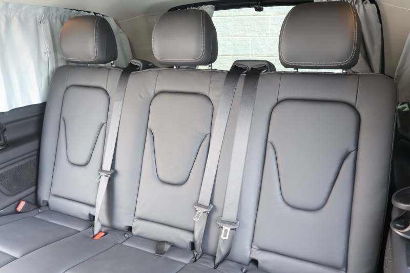 メルセデスベンツ Vクラス V220d ﾏﾙｺﾎﾟｰﾛﾎﾗｲｿﾞﾝ 　ﾚｰﾀﾞｰｾｰﾌﾃｨPKG 1ｵｰﾅｰ ﾎﾟｯﾌﾟｱｯﾌﾟﾙｰﾌ 最大5名就寝可能 回転式ｼｰﾄ 黒革 ｼｰﾄﾋｰﾀｰ ﾍﾞﾝﾁﾚｰﾀｰ MBUX 純正10.25ｲﾝﾁﾅﾋﾞ地ﾃﾞｼﾞ 360°ｶﾒﾗ 電動ﾃﾞｭｱﾙｽﾗｲﾄﾞﾄﾞｱ 電動Rｹﾞｰﾄ LEDﾍｯﾄﾞﾗｲﾄ 純正18ｲﾝﾁAW　新車保証