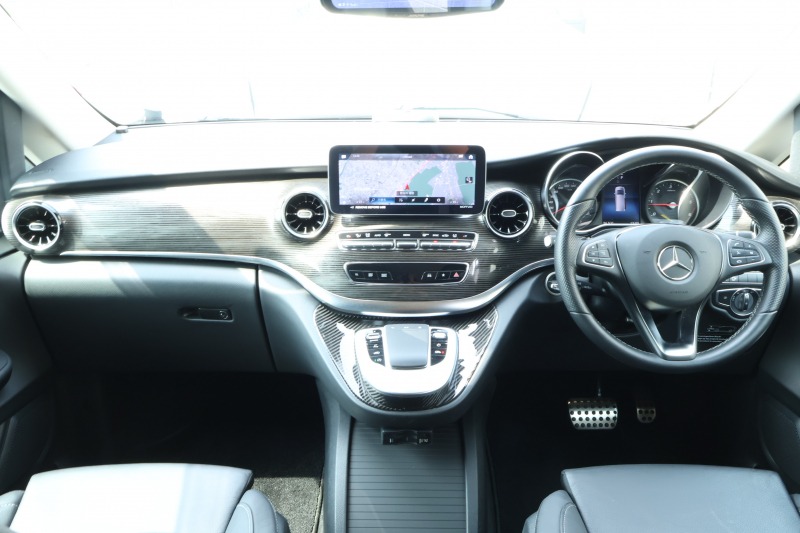 メルセデスベンツ Vクラス V220d ﾏﾙｺﾎﾟｰﾛﾎﾗｲｿﾞﾝ 　ﾚｰﾀﾞｰｾｰﾌﾃｨPKG 1ｵｰﾅｰ ﾎﾟｯﾌﾟｱｯﾌﾟﾙｰﾌ 最大5名就寝可能 回転式ｼｰﾄ 黒革 ｼｰﾄﾋｰﾀｰ ﾍﾞﾝﾁﾚｰﾀｰ MBUX 純正10.25ｲﾝﾁﾅﾋﾞ地ﾃﾞｼﾞ 360°ｶﾒﾗ 電動ﾃﾞｭｱﾙｽﾗｲﾄﾞﾄﾞｱ 電動Rｹﾞｰﾄ LEDﾍｯﾄﾞﾗｲﾄ 純正18ｲﾝﾁAW　新車保証
