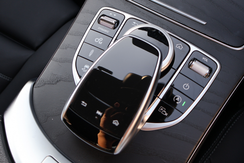 AMG Cクラス C43 4MATIC ｽﾃｰｼｮﾝﾜｺﾞﾝ 　後期型 AMGｽﾀｲﾘﾝｸﾞPKG ﾚｰﾀﾞｰｾｰﾌﾃｨPKG ｴｱﾊﾞﾗﾝｽPKG ﾊﾟﾉﾗﾏSR 黒革 ｼｰﾄﾋｰﾀ 純正10.25ｲﾝﾁﾅﾋﾞ地ﾃﾞｼﾞ ｺｯｸﾋﾟｯﾄDisp AppleCarPlay Burmesterｻﾗｳﾝﾄﾞ Bﾓﾆﾀｰ 電動Rｹﾞｰﾄ ﾌｯﾄﾄﾗﾝｸOP AMG19ｲﾝﾁAW　2年保証