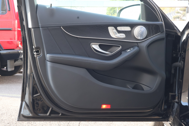 AMG Cクラス C43 4MATIC ｽﾃｰｼｮﾝﾜｺﾞﾝ 　後期型 AMGｽﾀｲﾘﾝｸﾞPKG ﾚｰﾀﾞｰｾｰﾌﾃｨPKG ｴｱﾊﾞﾗﾝｽPKG ﾊﾟﾉﾗﾏSR 黒革 ｼｰﾄﾋｰﾀ 純正10.25ｲﾝﾁﾅﾋﾞ地ﾃﾞｼﾞ ｺｯｸﾋﾟｯﾄDisp AppleCarPlay Burmesterｻﾗｳﾝﾄﾞ Bﾓﾆﾀｰ 電動Rｹﾞｰﾄ ﾌｯﾄﾄﾗﾝｸOP AMG19ｲﾝﾁAW　2年保証