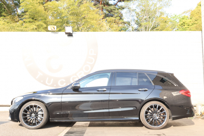 AMG Cクラス C43 4MATIC ｽﾃｰｼｮﾝﾜｺﾞﾝ 　後期型 AMGｽﾀｲﾘﾝｸﾞPKG ﾚｰﾀﾞｰｾｰﾌﾃｨPKG ｴｱﾊﾞﾗﾝｽPKG ﾊﾟﾉﾗﾏSR 黒革 ｼｰﾄﾋｰﾀ 純正10.25ｲﾝﾁﾅﾋﾞ地ﾃﾞｼﾞ ｺｯｸﾋﾟｯﾄDisp AppleCarPlay Burmesterｻﾗｳﾝﾄﾞ Bﾓﾆﾀｰ 電動Rｹﾞｰﾄ ﾌｯﾄﾄﾗﾝｸOP AMG19ｲﾝﾁAW　2年保証