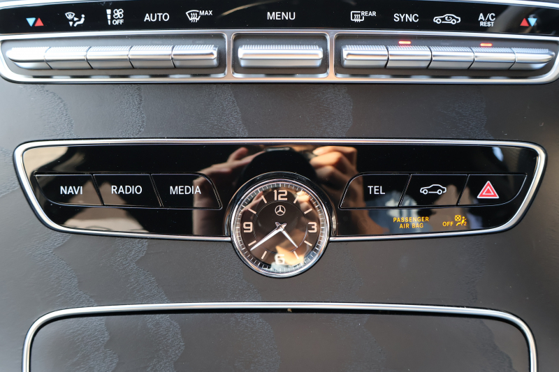 AMG Cクラス C43 4MATIC ｽﾃｰｼｮﾝﾜｺﾞﾝ 　後期型 AMGｽﾀｲﾘﾝｸﾞPKG ﾚｰﾀﾞｰｾｰﾌﾃｨPKG ｴｱﾊﾞﾗﾝｽPKG ﾊﾟﾉﾗﾏSR 黒革 ｼｰﾄﾋｰﾀ 純正10.25ｲﾝﾁﾅﾋﾞ地ﾃﾞｼﾞ ｺｯｸﾋﾟｯﾄDisp AppleCarPlay Burmesterｻﾗｳﾝﾄﾞ Bﾓﾆﾀｰ 電動Rｹﾞｰﾄ ﾌｯﾄﾄﾗﾝｸOP AMG19ｲﾝﾁAW　2年保証