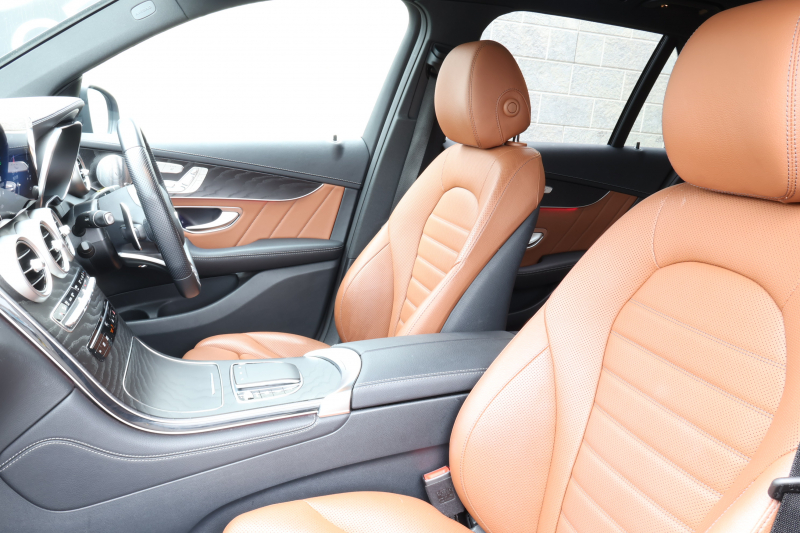 AMG GLC GLC43 4MATIC　後期型 ﾚｻﾞｰｴｸｽｸﾙｰｼﾌﾞPKG ﾚｰﾀﾞｰｾｰﾌﾃｨPKG ｴｱﾊﾞﾗﾝｽPKG ﾊﾟﾉﾗﾏSR 茶革ｼｰﾄ ｼｰﾄﾋｰﾀ ﾍﾞﾝﾁﾚｰﾀ MBUX 純正10.25ｲﾝﾁﾅﾋﾞ地ﾃﾞｼﾞ ｺｯｸﾋﾟｯﾄDisp 360°ｶﾒﾗ Burmester PTS 電動Rｹﾞｰﾄ HUD AMG20ｲﾝﾁAW　2年保証