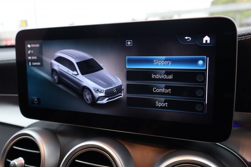 AMG GLC GLC43 4MATIC　後期型 ﾚｻﾞｰｴｸｽｸﾙｰｼﾌﾞPKG ﾚｰﾀﾞｰｾｰﾌﾃｨPKG ｴｱﾊﾞﾗﾝｽPKG ﾊﾟﾉﾗﾏSR 茶革ｼｰﾄ ｼｰﾄﾋｰﾀ ﾍﾞﾝﾁﾚｰﾀ MBUX 純正10.25ｲﾝﾁﾅﾋﾞ地ﾃﾞｼﾞ ｺｯｸﾋﾟｯﾄDisp 360°ｶﾒﾗ Burmester PTS 電動Rｹﾞｰﾄ HUD AMG20ｲﾝﾁAW　2年保証