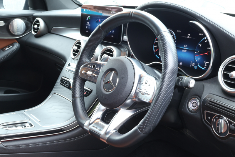 AMG GLC GLC43 4MATIC　後期型 ﾚｻﾞｰｴｸｽｸﾙｰｼﾌﾞPKG ﾚｰﾀﾞｰｾｰﾌﾃｨPKG ｴｱﾊﾞﾗﾝｽPKG ﾊﾟﾉﾗﾏSR 茶革ｼｰﾄ ｼｰﾄﾋｰﾀ ﾍﾞﾝﾁﾚｰﾀ MBUX 純正10.25ｲﾝﾁﾅﾋﾞ地ﾃﾞｼﾞ ｺｯｸﾋﾟｯﾄDisp 360°ｶﾒﾗ Burmester PTS 電動Rｹﾞｰﾄ HUD AMG20ｲﾝﾁAW　2年保証