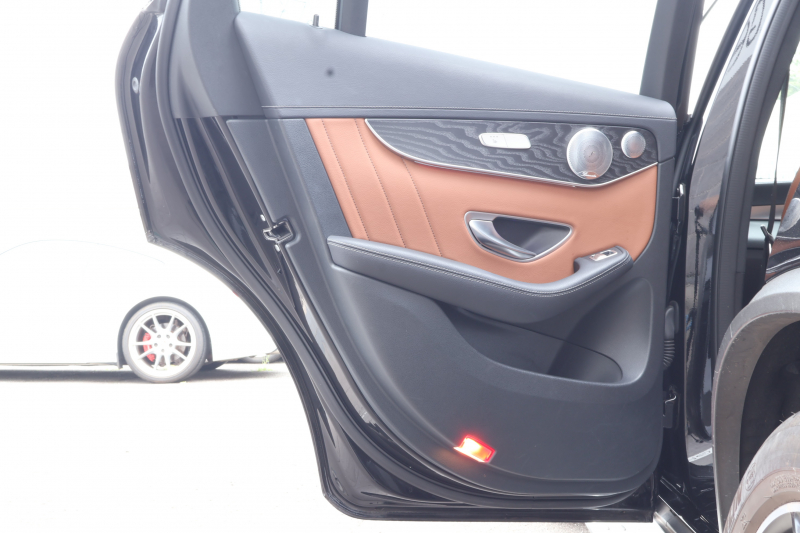 AMG GLC GLC43 4MATIC　後期型 ﾚｻﾞｰｴｸｽｸﾙｰｼﾌﾞPKG ﾚｰﾀﾞｰｾｰﾌﾃｨPKG ｴｱﾊﾞﾗﾝｽPKG ﾊﾟﾉﾗﾏSR 茶革ｼｰﾄ ｼｰﾄﾋｰﾀ ﾍﾞﾝﾁﾚｰﾀ MBUX 純正10.25ｲﾝﾁﾅﾋﾞ地ﾃﾞｼﾞ ｺｯｸﾋﾟｯﾄDisp 360°ｶﾒﾗ Burmester PTS 電動Rｹﾞｰﾄ HUD AMG20ｲﾝﾁAW　2年保証