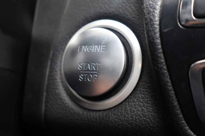 AMG GLC GLC63S 4MATIC+　ﾚｻﾞｰｴｸｽｸﾙｰｼﾌﾞPKG ｴｱﾊﾞﾗﾝｽPKG ﾚｰﾀﾞｰｾｰﾌﾃｨPKG 1ｵｰﾅｰ ﾊﾟﾉﾗﾐｯｸSR 黒ﾅｯﾊﾟ革ｼｰﾄ ｼｰﾄﾋｰﾀｰ ｷｰﾚｽGO 純正ﾅﾋﾞ地ﾃﾞｼﾞ 360度ｶﾒﾗｼｽﾃﾑ PTS Burmester HUD 電動Rｹﾞｰﾄ LEDﾍｯﾄﾞﾗｲﾄ AMG21ｲﾝﾁAW　2年保証